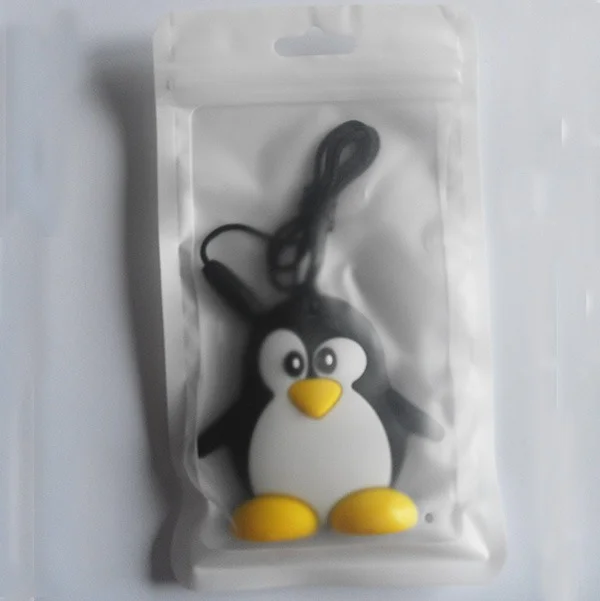 Bite jewellery/chew necklace with penguin