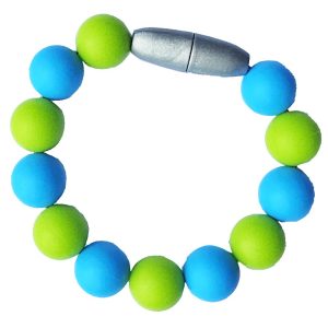 Bidesmykke armbånd i friske farver