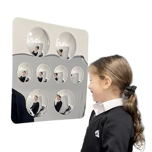 Sanse mirror wall with 8 curved mirrors