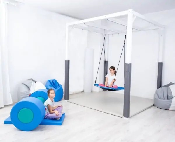 Suspension stand for sensory integration